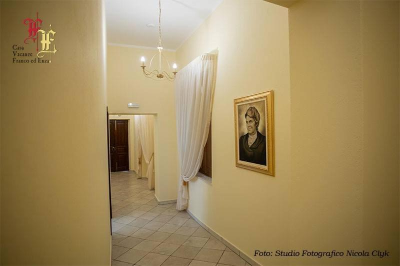 Casa Vacanze - Franco Ed Enza Bed & Breakfast San Gregorio Magno Eksteriør bilde