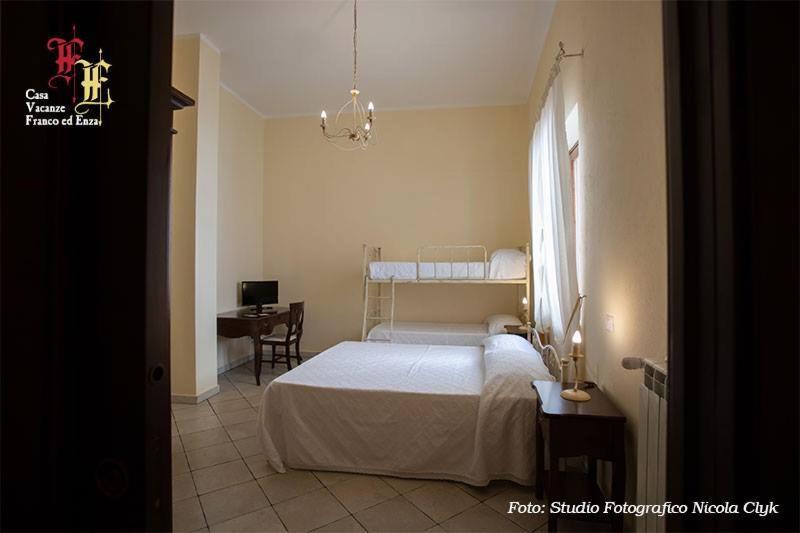 Casa Vacanze - Franco Ed Enza Bed & Breakfast San Gregorio Magno Eksteriør bilde